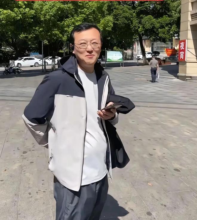 三姐妹会分红不均看哈妈霸气回复AG真人瑾汐还没带货网友就担心(图6)
